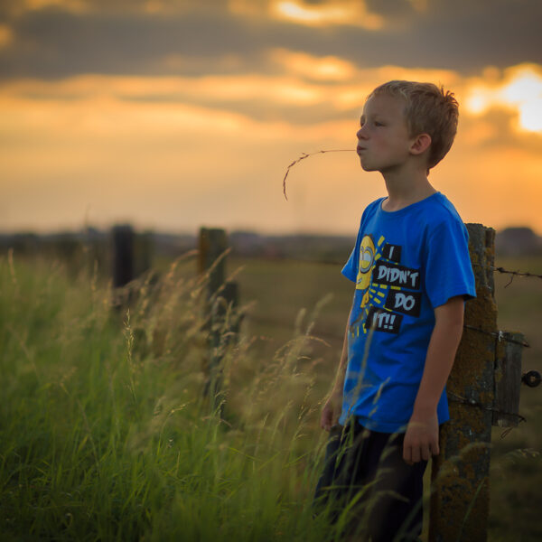 Thema fotoshoot op locatie met Sara en Mathias