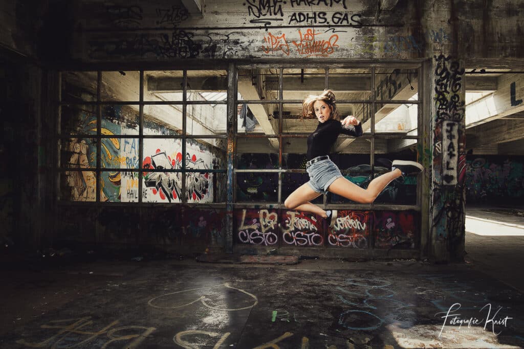 Urbex Dancers - Lyssa Casier - Fotoshoot V-tex Kortrijk