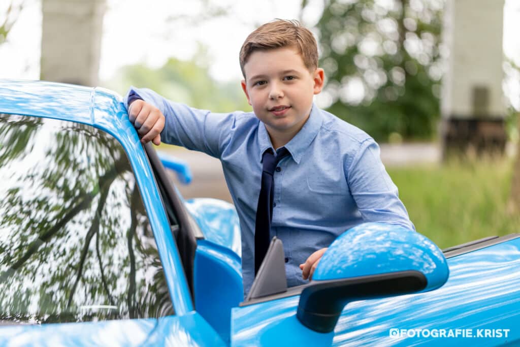 Communiesessie Maxim met Porsche door FotografieKrist-Menen (1)