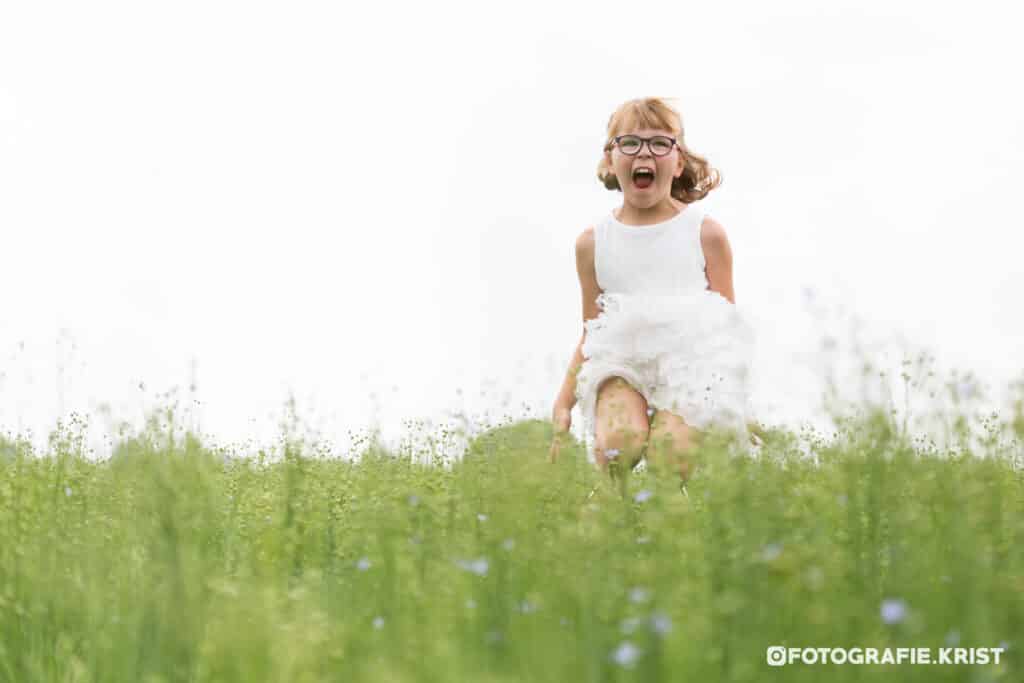 Eerste Communie Fotosessie Arthe in het Vlas-FotografieKristMenen (6)