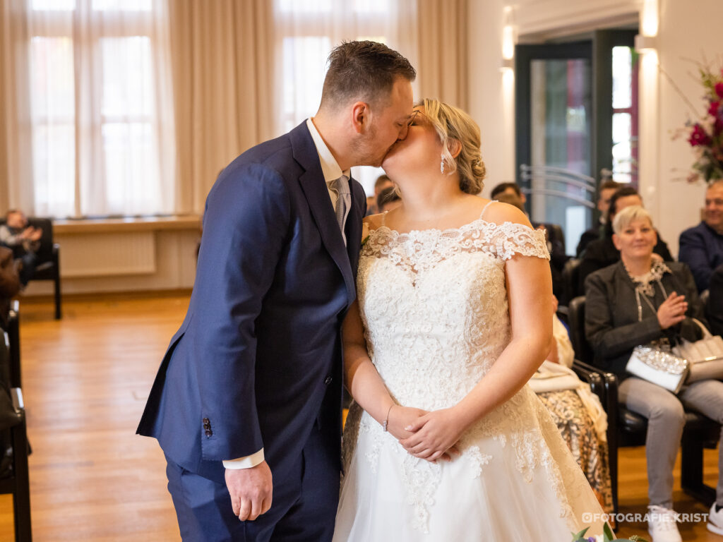 Huwelijk Peggy & David - Stadhuis Knokke - Trouwfotograaf Krist