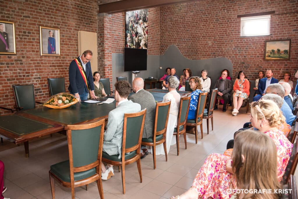 Huwelijk Sofie&Yourick Stadhuis Wervik FotografieKrist